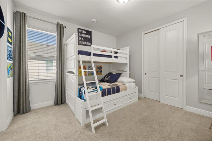 Image No.24-8 Bed Property for sale