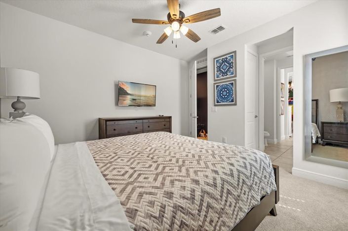 Image No.29-8 Bed Property for sale