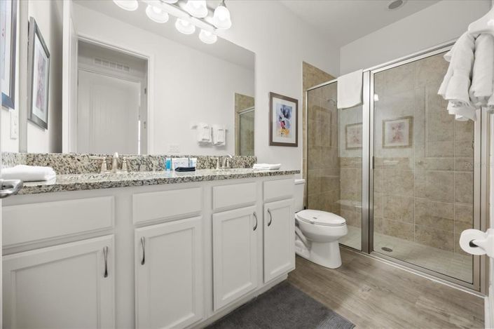 Image No.35-8 Bed Property for sale