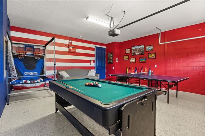 Image No.38-8 Bed Property for sale