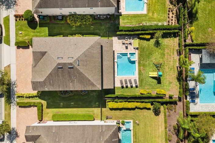 Image No.42-8 Bed Property for sale