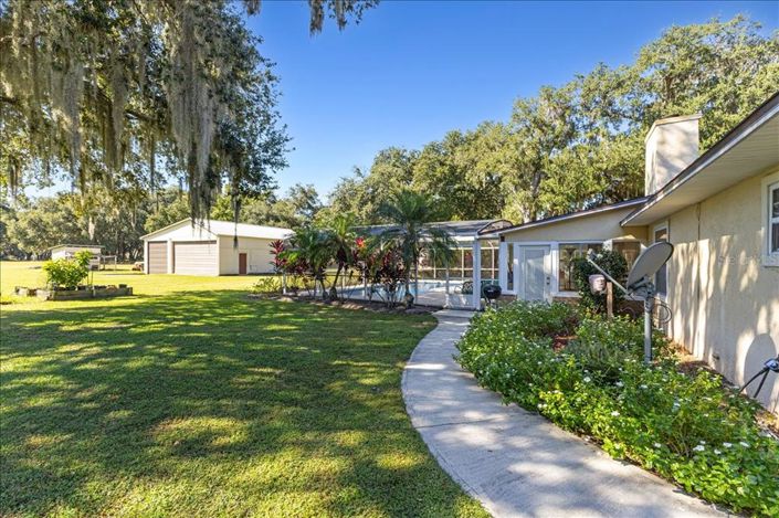 Image No.21-3 Bed Property for sale