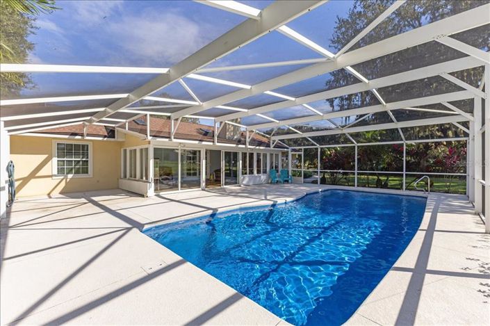 Image No.26-3 Bed Property for sale