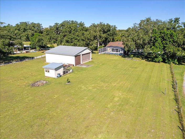 Image No.28-3 Bed Property for sale