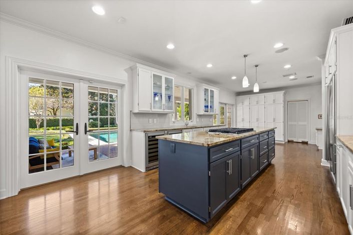 Image No.19-4 Bed Property for sale