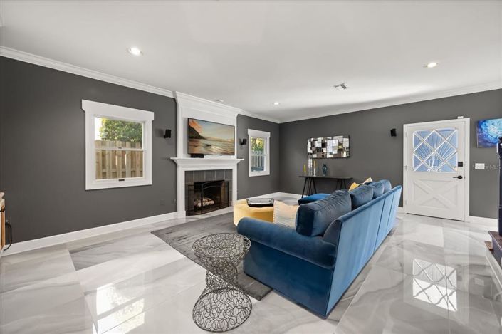 Image No.29-4 Bed Property for sale