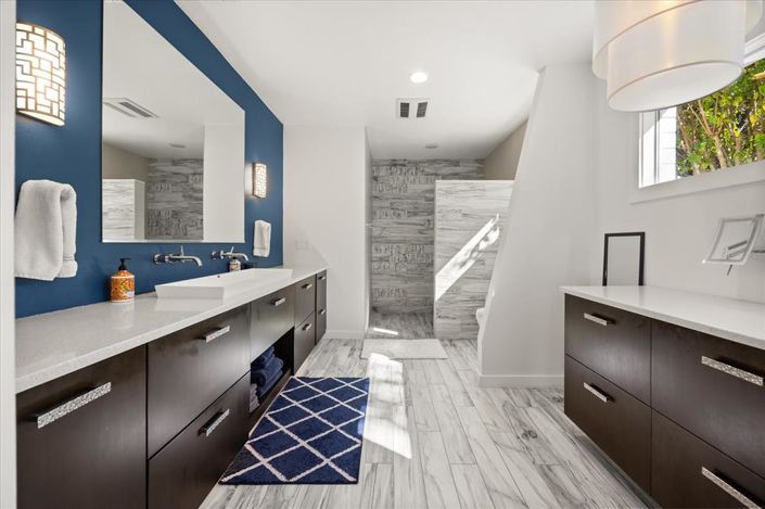 Image No.39-4 Bed Property for sale