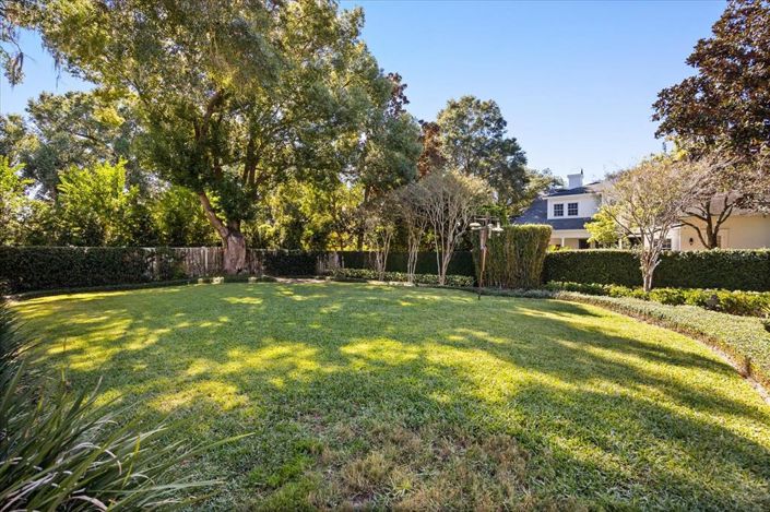 Image No.57-4 Bed Property for sale