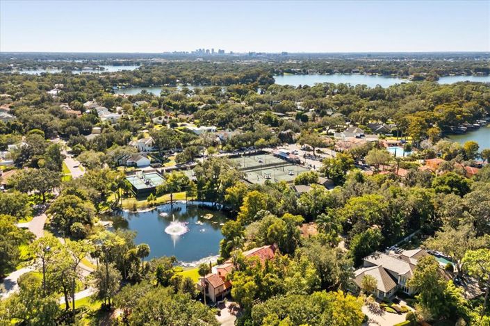 Image No.60-4 Bed Property for sale