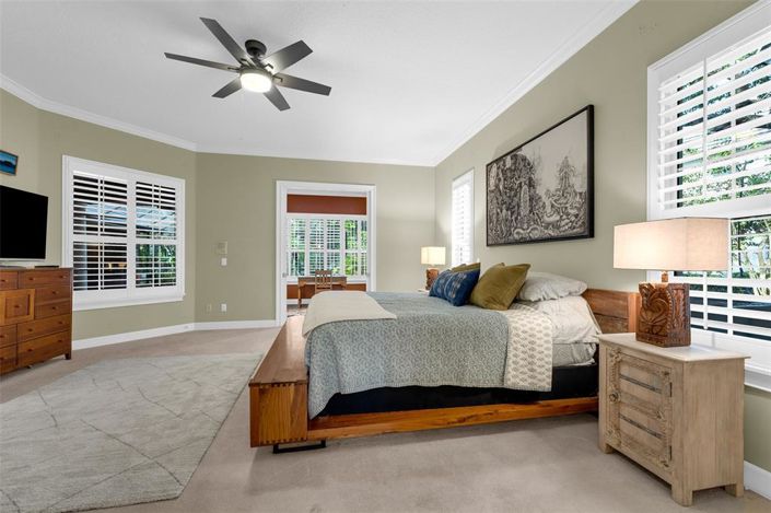 Image No.31-5 Bed Property for sale