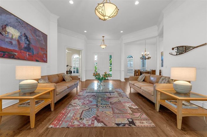 Image No.4-5 Bed Property for sale