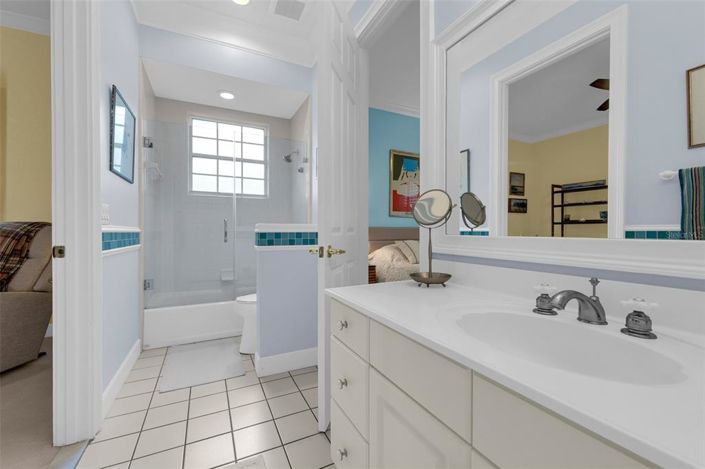 Image No.51-5 Bed Property for sale