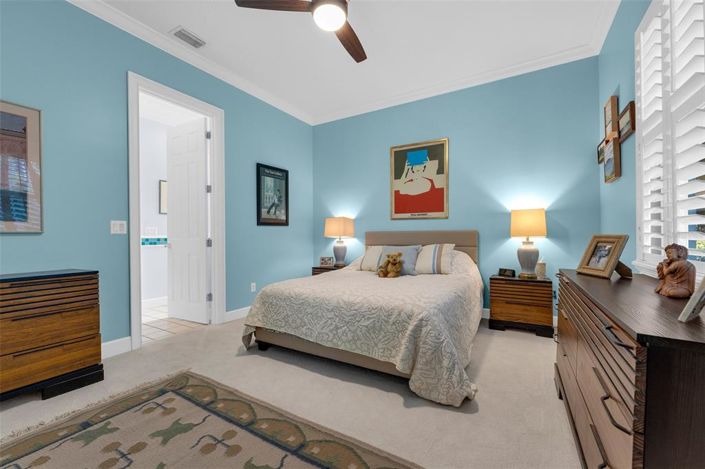 Image No.52-5 Bed Property for sale