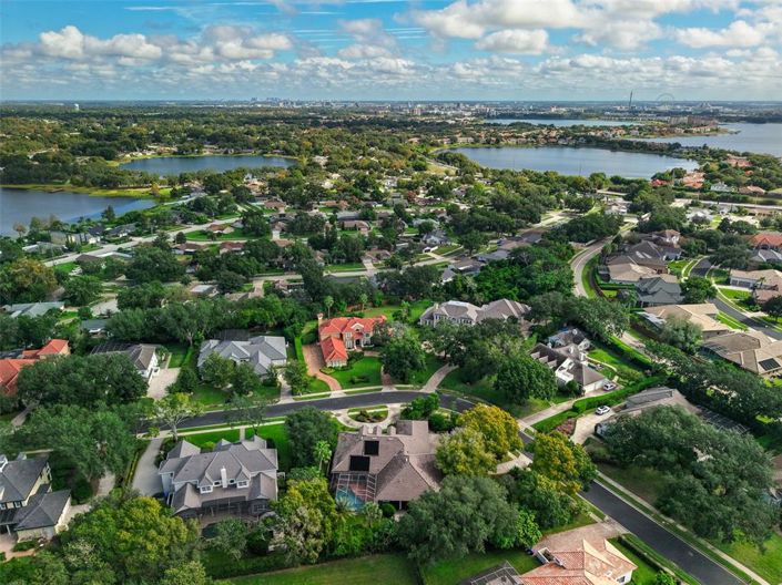 Image No.73-5 Bed Property for sale