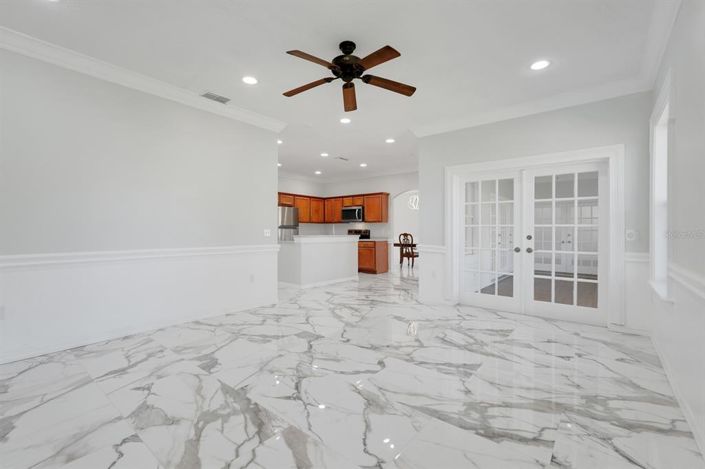 Image No.16-4 Bed Property for sale