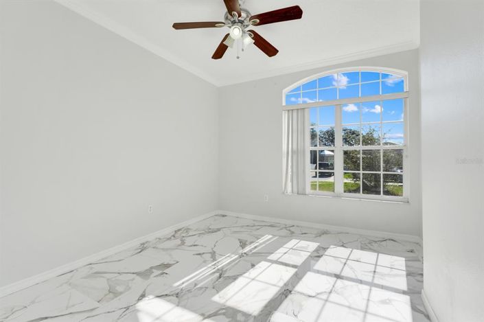 Image No.22-4 Bed Property for sale