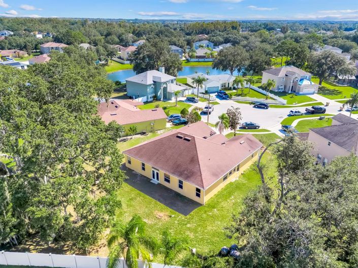 Image No.32-4 Bed Property for sale