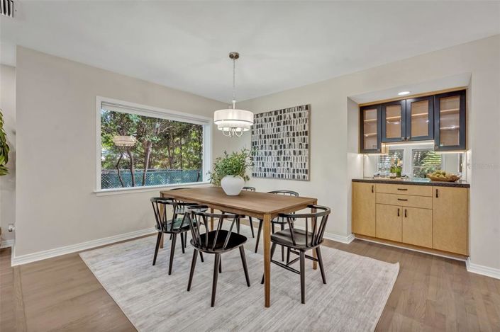 Image No.13-4 Bed Property for sale