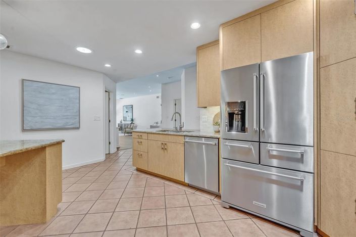 Image No.18-4 Bed Property for sale