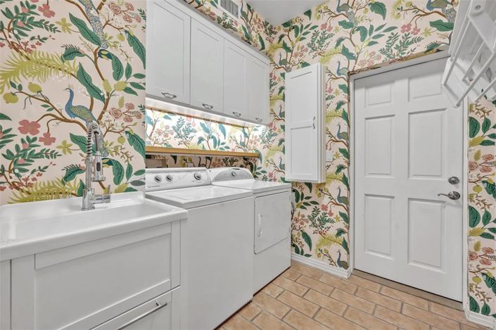 Image No.33-4 Bed Property for sale