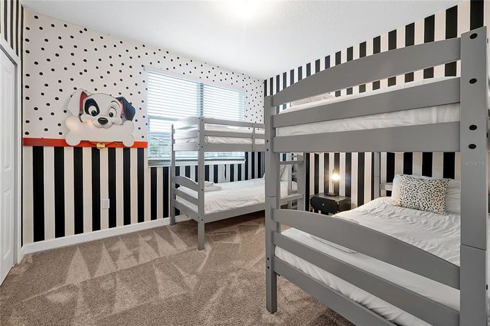 Image No.23-5 Bed Property for sale