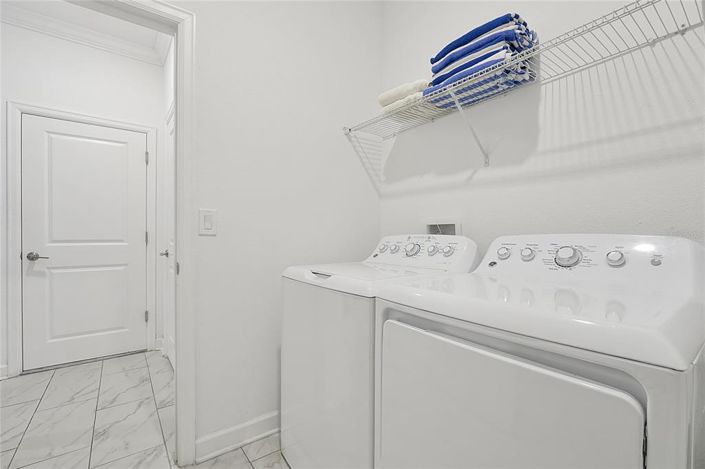 Image No.25-5 Bed Property for sale