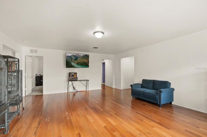 Image No.9-Propriété de 8 chambres à vendre à Davenport