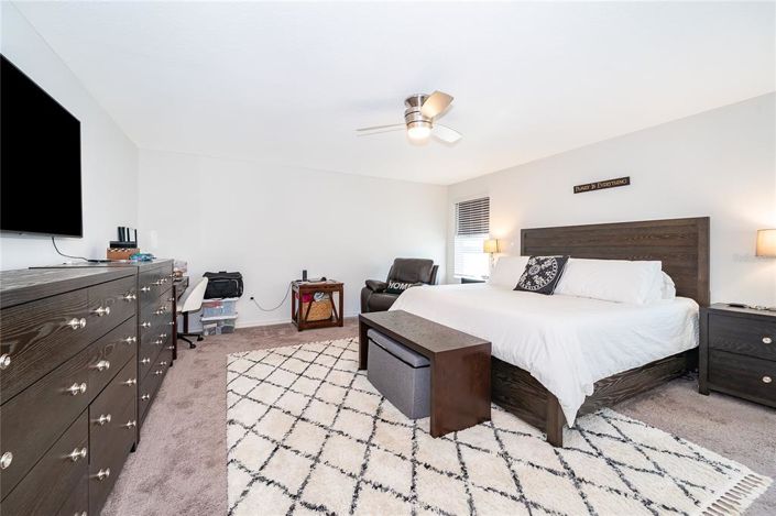 Image No.16-Propriété de 4 chambres à vendre à Clermont