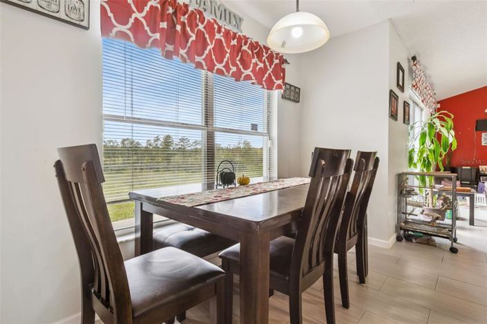 Image No.6-4 Bed Property for sale