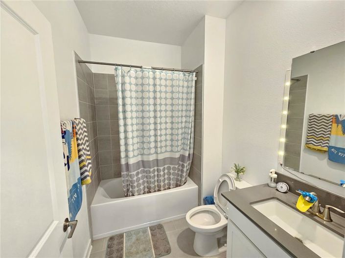 Image No.30-4 Bed Property for sale