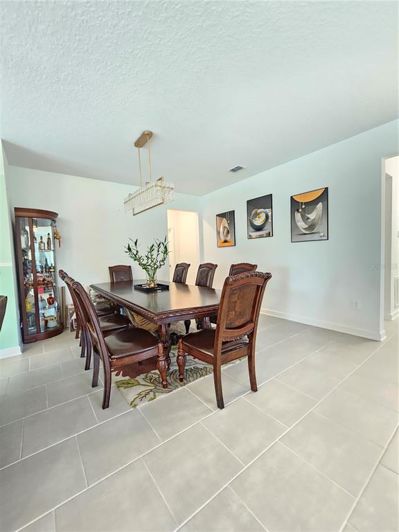 Image No.8-4 Bed Property for sale