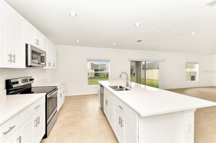 Image No.3-5 Bed Property for sale