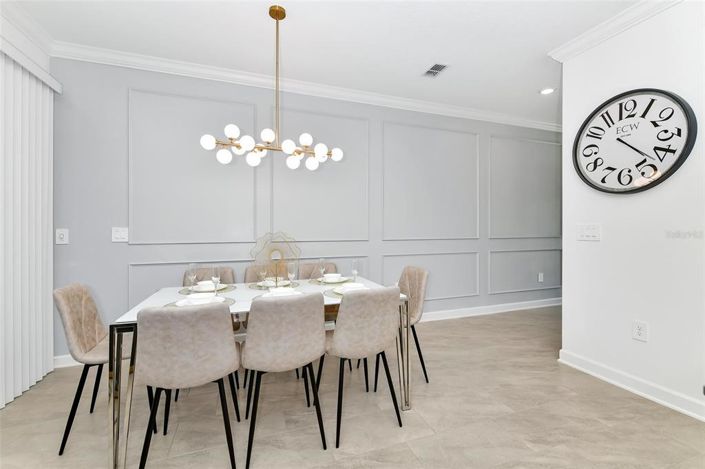 Image No.10-4 Bed Townhouse for sale