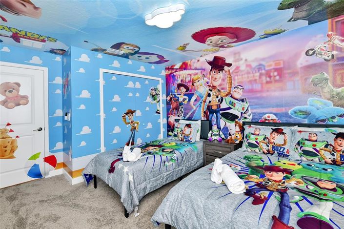 Image No.28-4 Bed Townhouse for sale