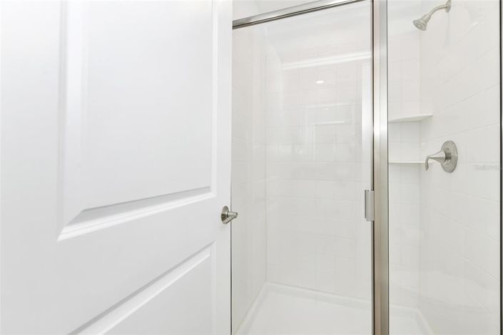 Image No.30-4 Bed Townhouse for sale