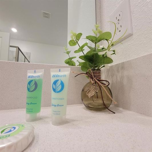 Image No.31-8 Bed Property for sale