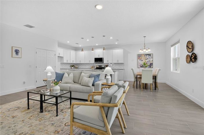 Image No.15-4 Bed Property for sale