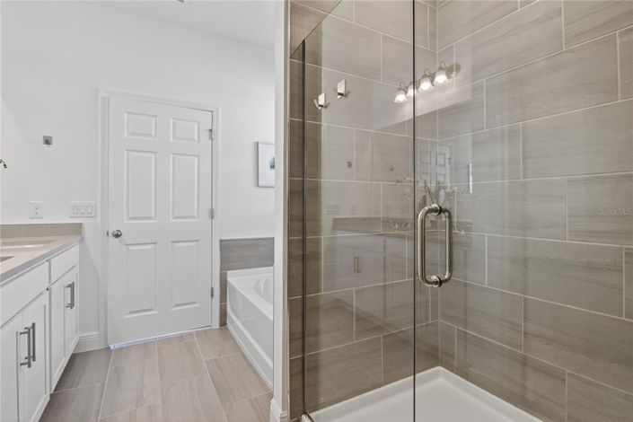 Image No.26-4 Bed Property for sale