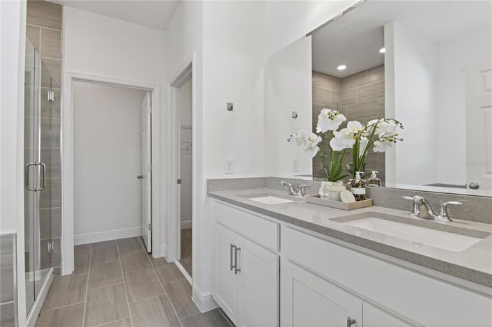 Image No.29-4 Bed Property for sale