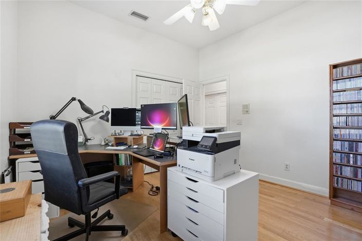 Image No.16-4 Bed Property for sale