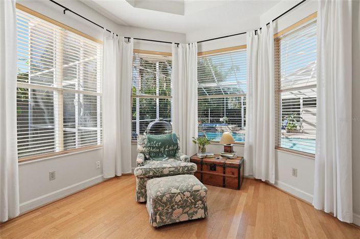 Image No.19-4 Bed Property for sale