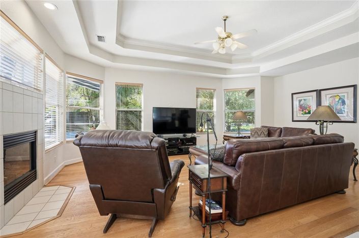 Image No.37-4 Bed Property for sale