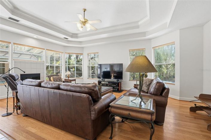 Image No.38-4 Bed Property for sale