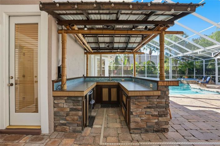 Image No.42-4 Bed Property for sale