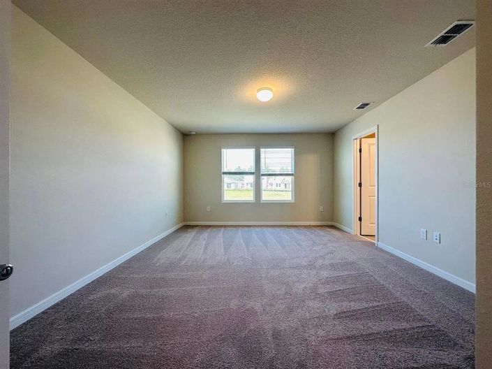 Image No.17-5 Bed Property for sale