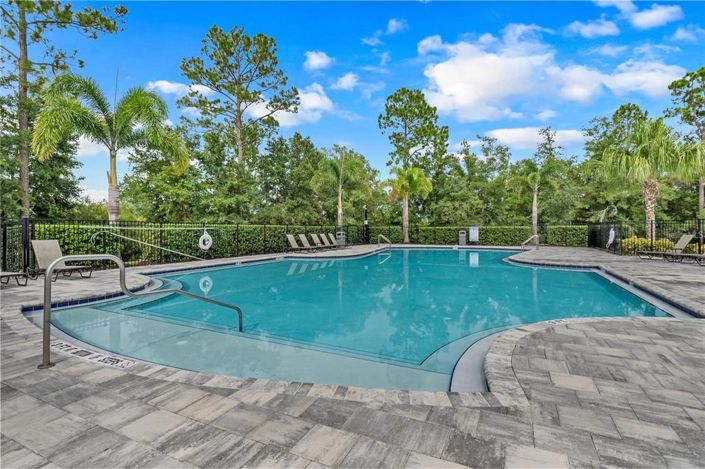 Image No.28-5 Bed Property for sale