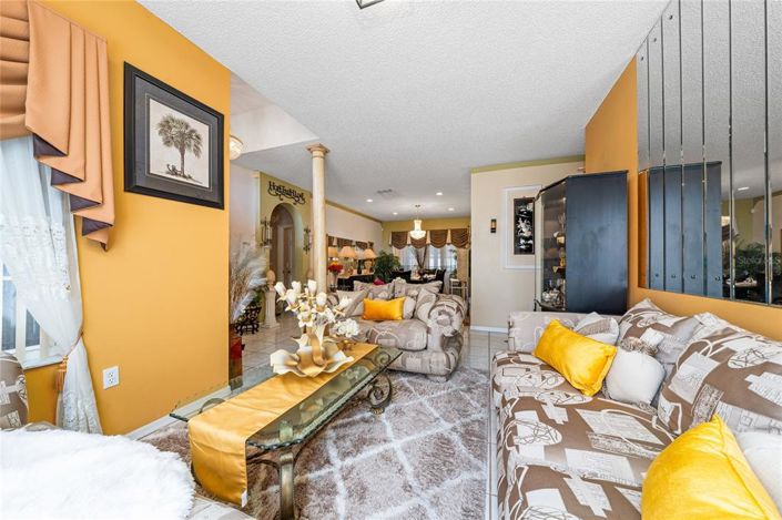 Image No.5-Propriété de 4 chambres à vendre à Kissimmee