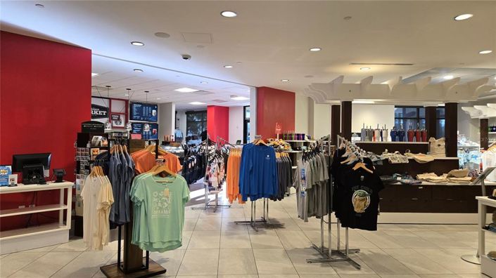 Image No.49-3 Bed Property for sale