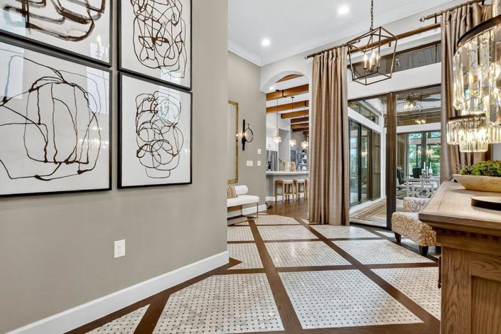 Image No.2-4 Bed Property for sale