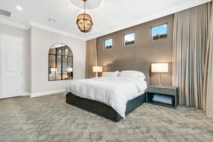 Image No.20-4 Bed Property for sale